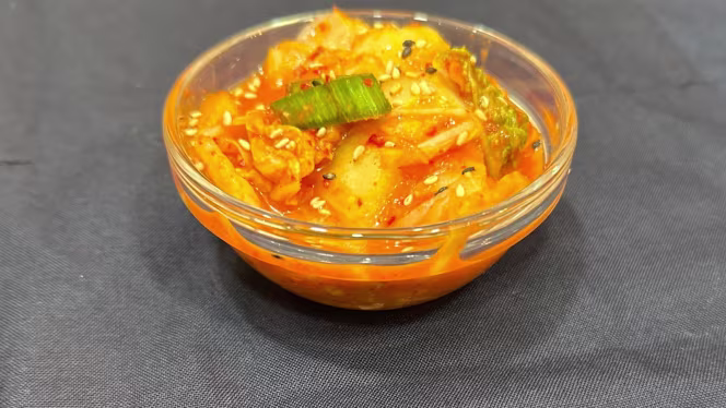 kimchhi cheeb fusion restaurant - 7