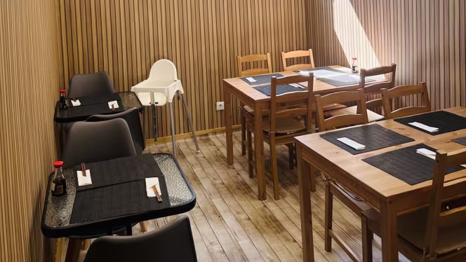 kimchhi cheeb fusion restaurant - 8