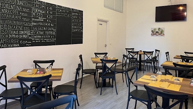 Casa e Puteca Macelleria con Braceria - Lancusi - 9