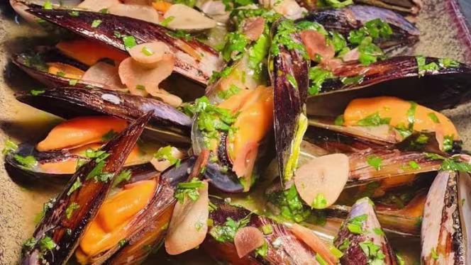 Quirinu's Wine & Grill - 1