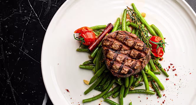 HOŻA Argentine Steakhouse - 4