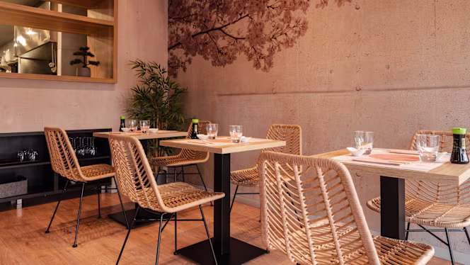 Urban Sushi Aragón - 0