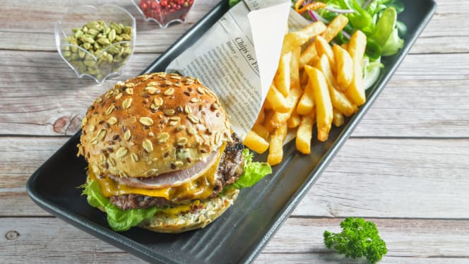 Le Paprika Bar Brasserie - 6