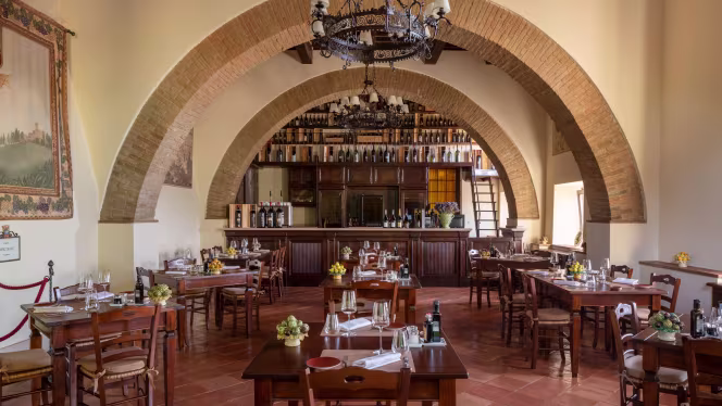 Castello Banfi La Taverna - 4
