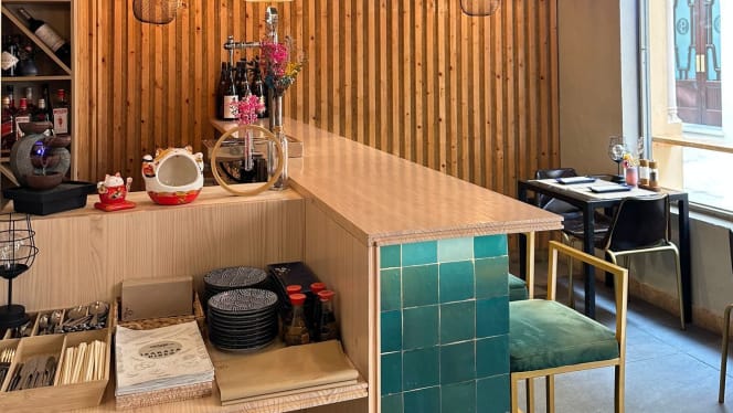 Restaurante Japonès Diseo Sushi & Ramen - 8