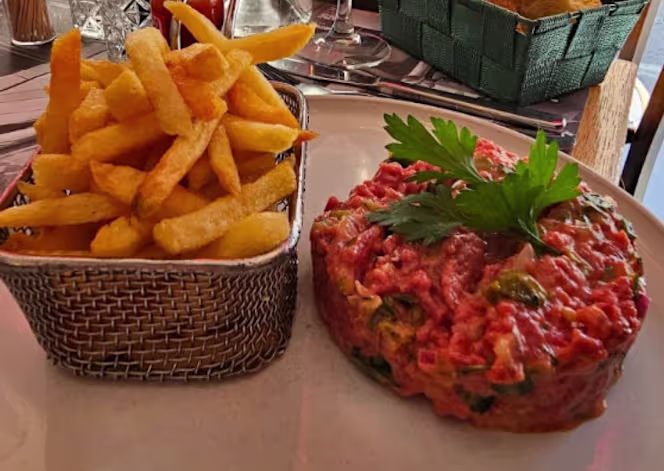 Le Café Roussillon - Restaurant - Paris