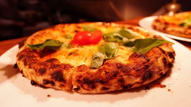 Giulianos Pizza & Pizza - 8