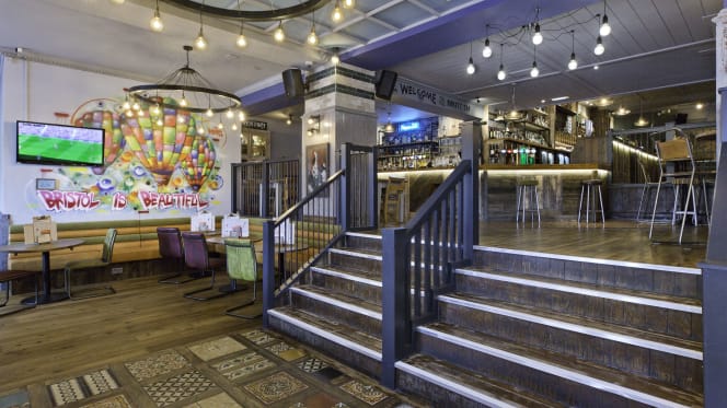 The Birkett Tap Bristol - 4