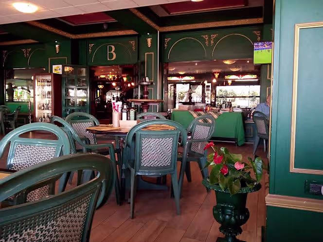 Big Ben Pub - 5
