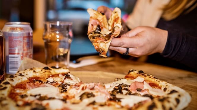 The Pizza Room - New Cross - 2