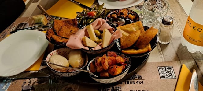 Divini Quartieri - 0