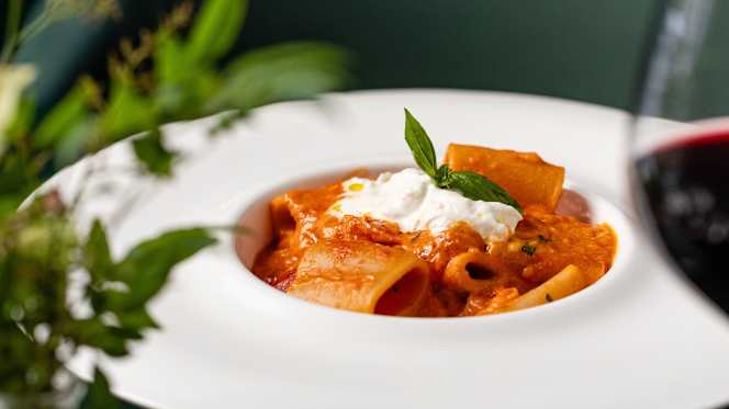 Café Continentale - 1