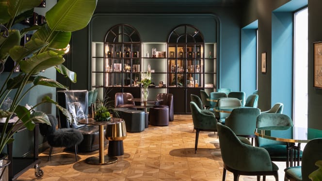 Café Continentale - 6