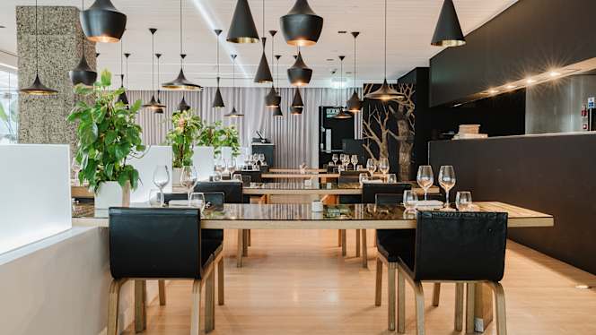 The Restaurant at Sanderson - 5
