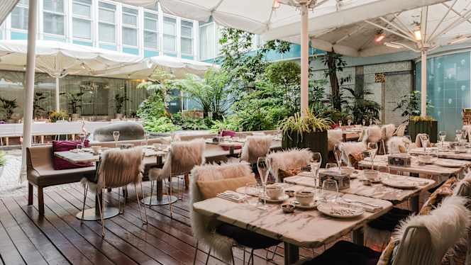 The Restaurant at Sanderson - 6