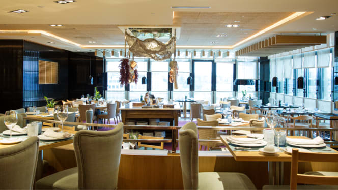 Las Nubes de Castellana - El Corte Inglés - Madrid - 0