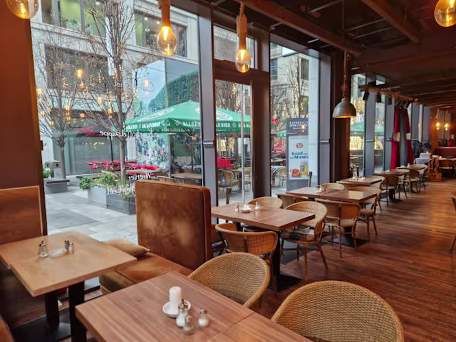 Bayerische Spreestuben - 1