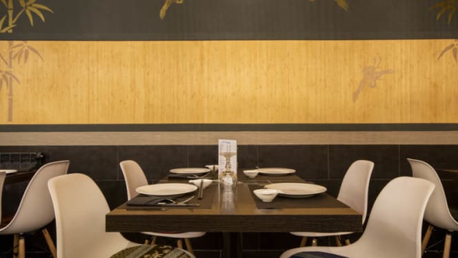 Royal Thai Camelie - 6