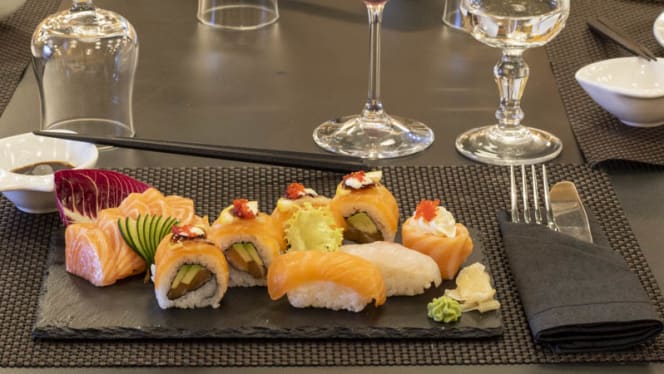 Royal Thai Camelie - 3