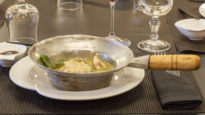 Royal Thai Camelie - 2