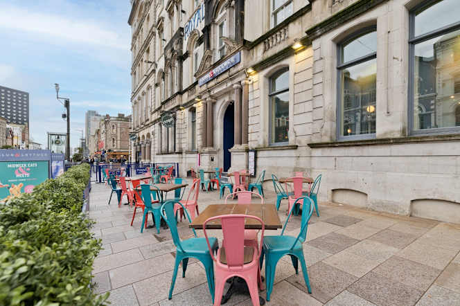 Slug and Lettuce Cardiff Central - 6