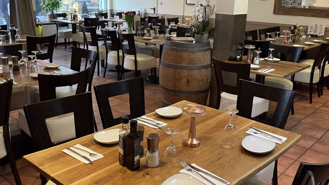 Trattoria Pizzeria Italia - 7