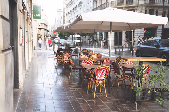 La Piazza Correos - 0