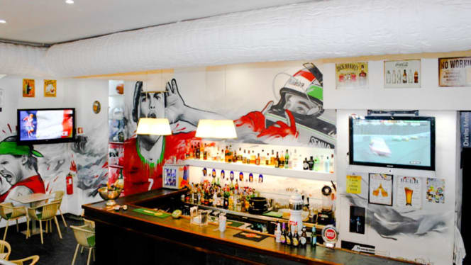 FX Restaurant & Sports Bar - 4