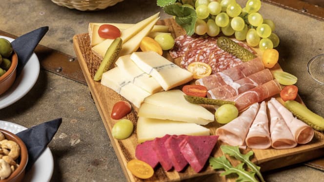 Maltby Street Wine House - 4