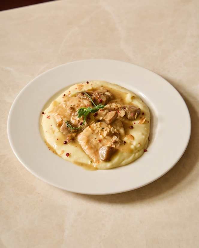 Central Gastro Pub - 8