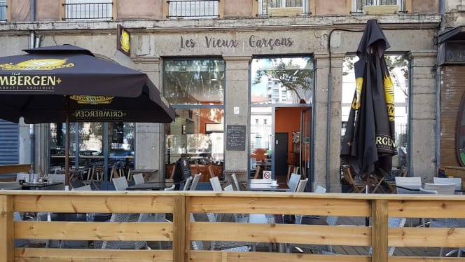 Les Vieux Garçons - Lyon - 1