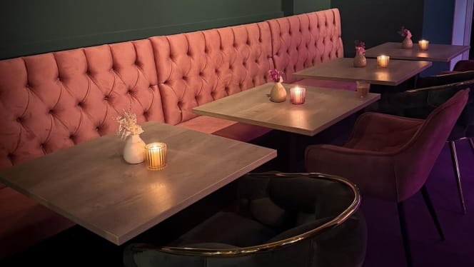 Flamingo's Gastro & Cocktailbar - 7