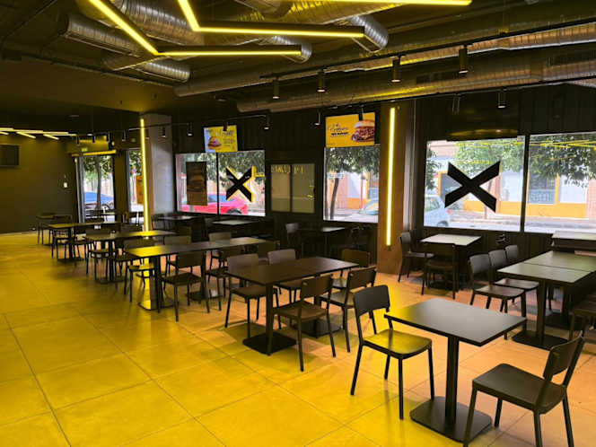 Xpecado Smash Burger Sevilla - Viapol - 9