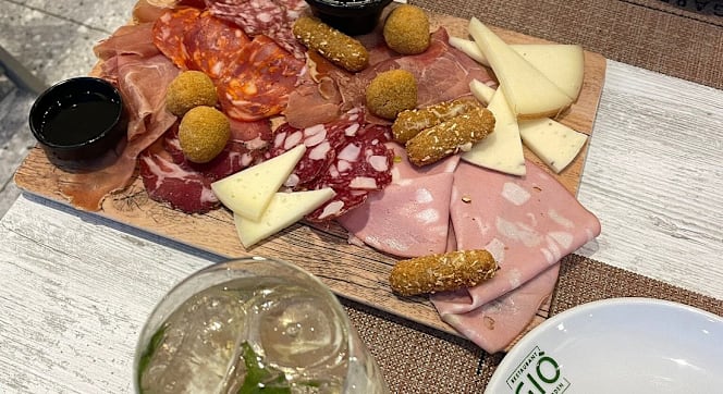 Giò Garden Restaurant - 3