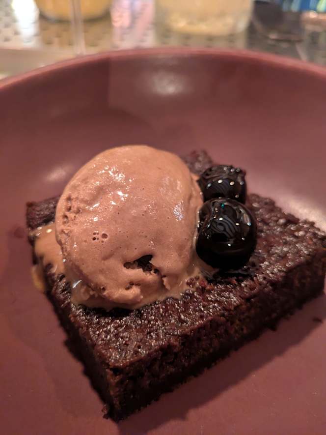Amades RestoBar - 1