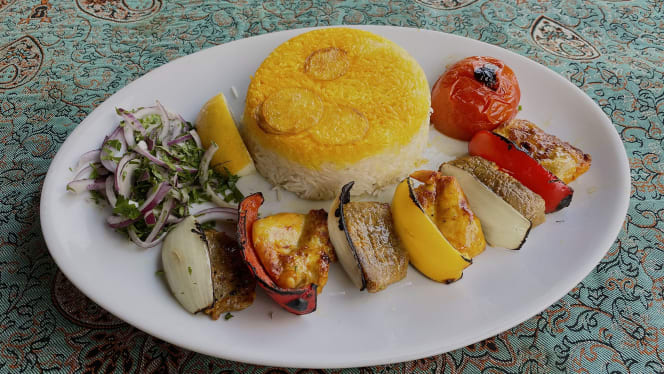 Almas Restaurant - 5