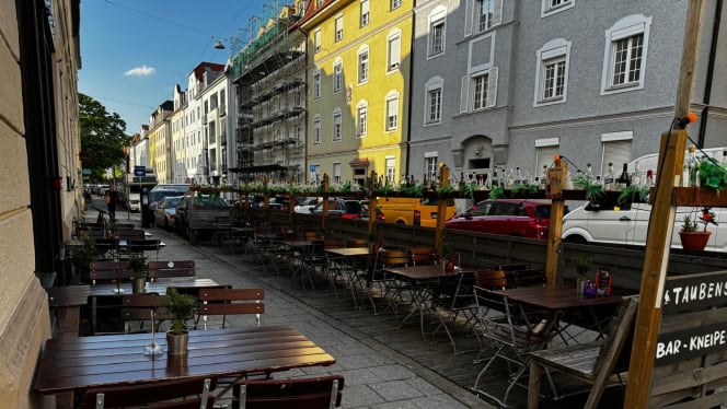 Taubenschlag Bar - 5