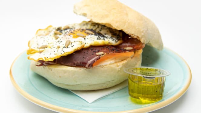 Voilá Café & Brunch - 4