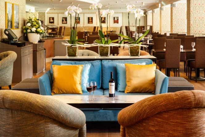 Brasserie at Mercure Maidstone - 8