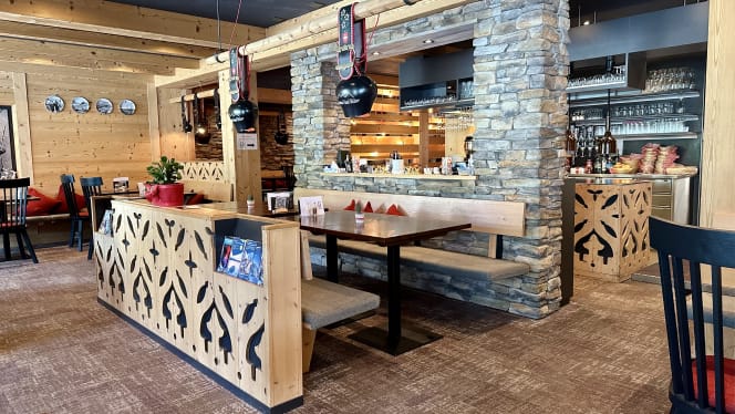 Central Hotel Wolter Restaurant - 8