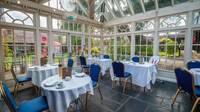 Tudors Restaurant at Marygreen Manor Hotel - 8