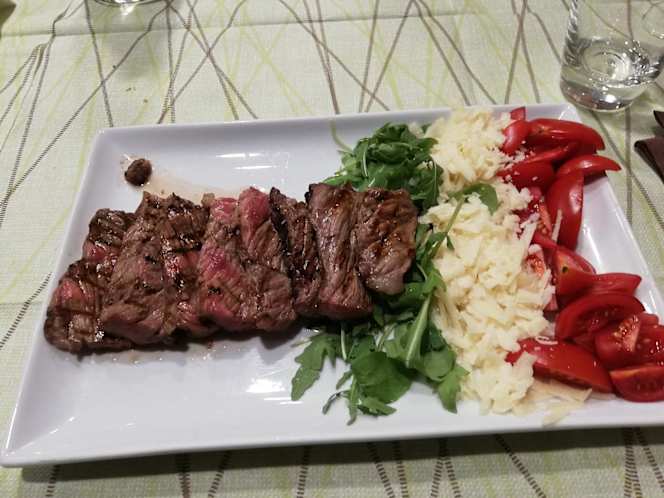 Trattoria Braceria Pizzeria Le Farniole zona Valdichiana - 9