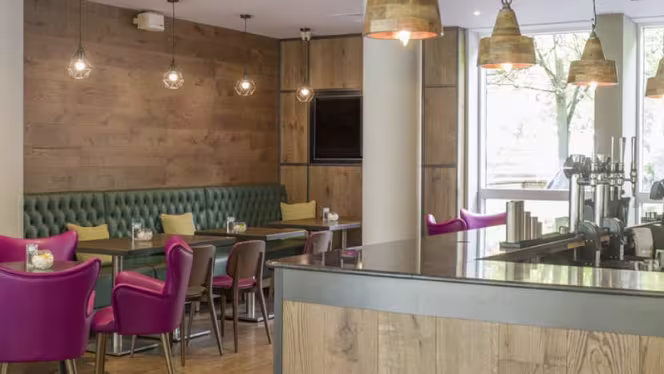 Recess at Hilton Garden Inn Bristol - 7