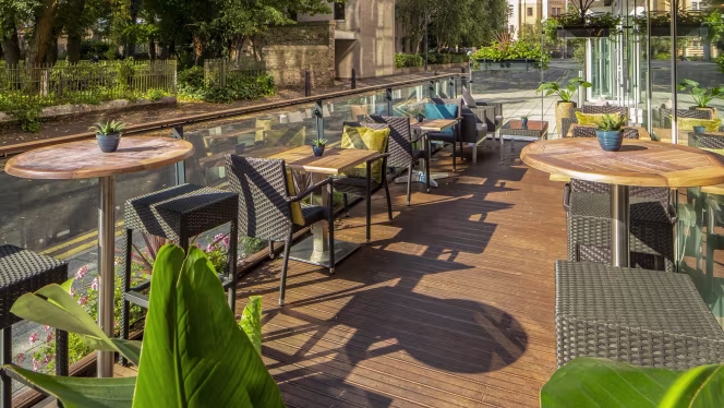 Recess at Hilton Garden Inn Bristol - 8