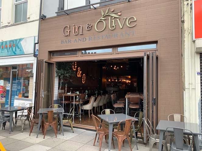 Gin & Olive - 0