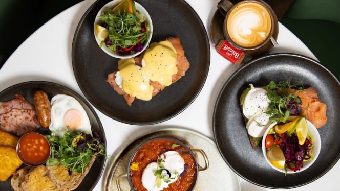 Ooh La La Brasserie - 7