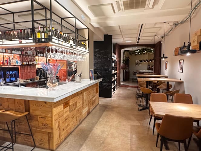 Vinorte Wine Bar - 8