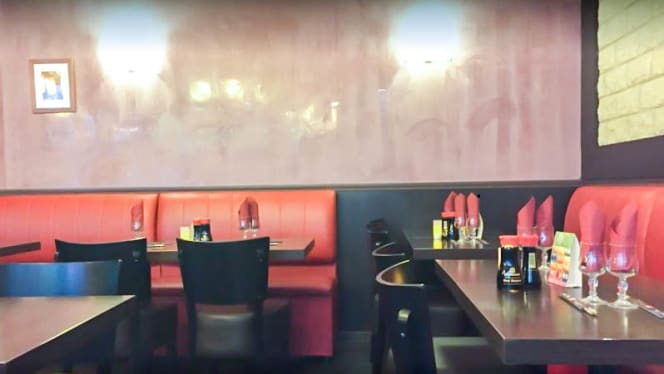 Sushi Man - Paris - 1