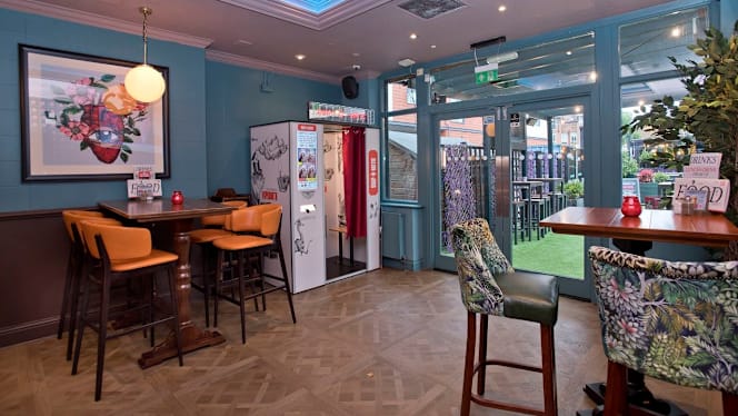 The Faraday Epsom - 8