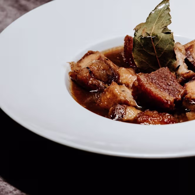 Neighborhood Filipino Restaurant Aurelia - 0